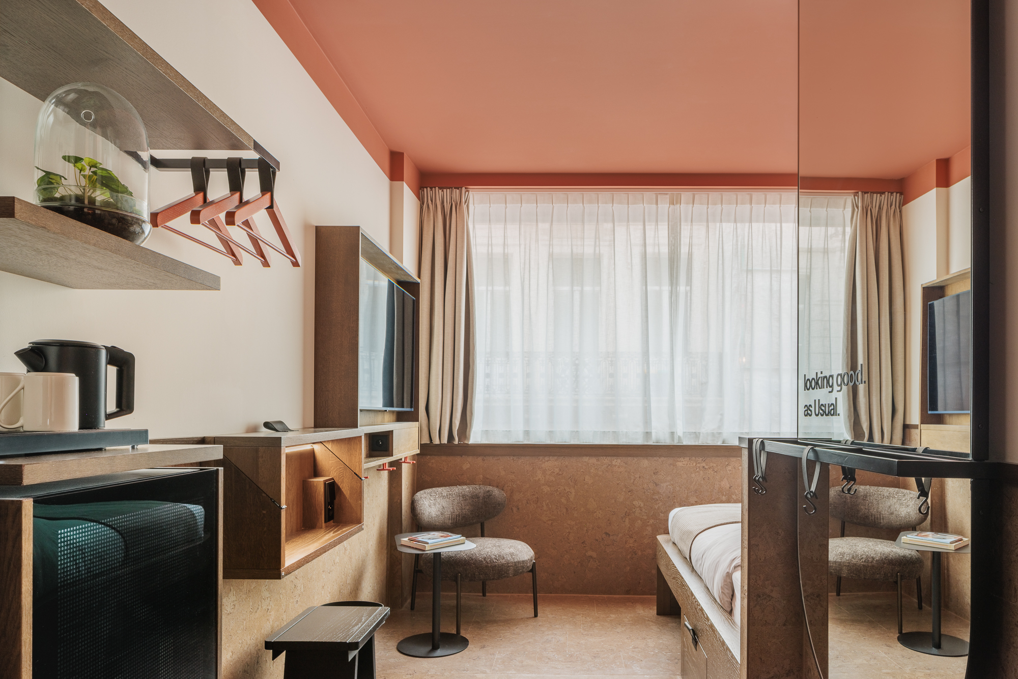 The Accessible The Usual Brussels  Hotel Room 