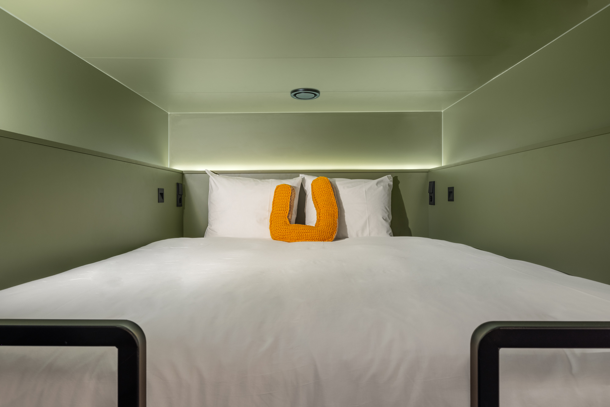 The Double Pod Upper Bunk