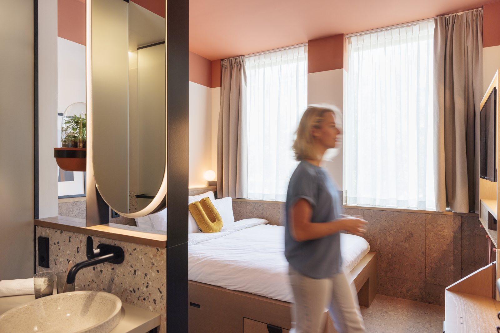 Standard Room iwth visiting guest 