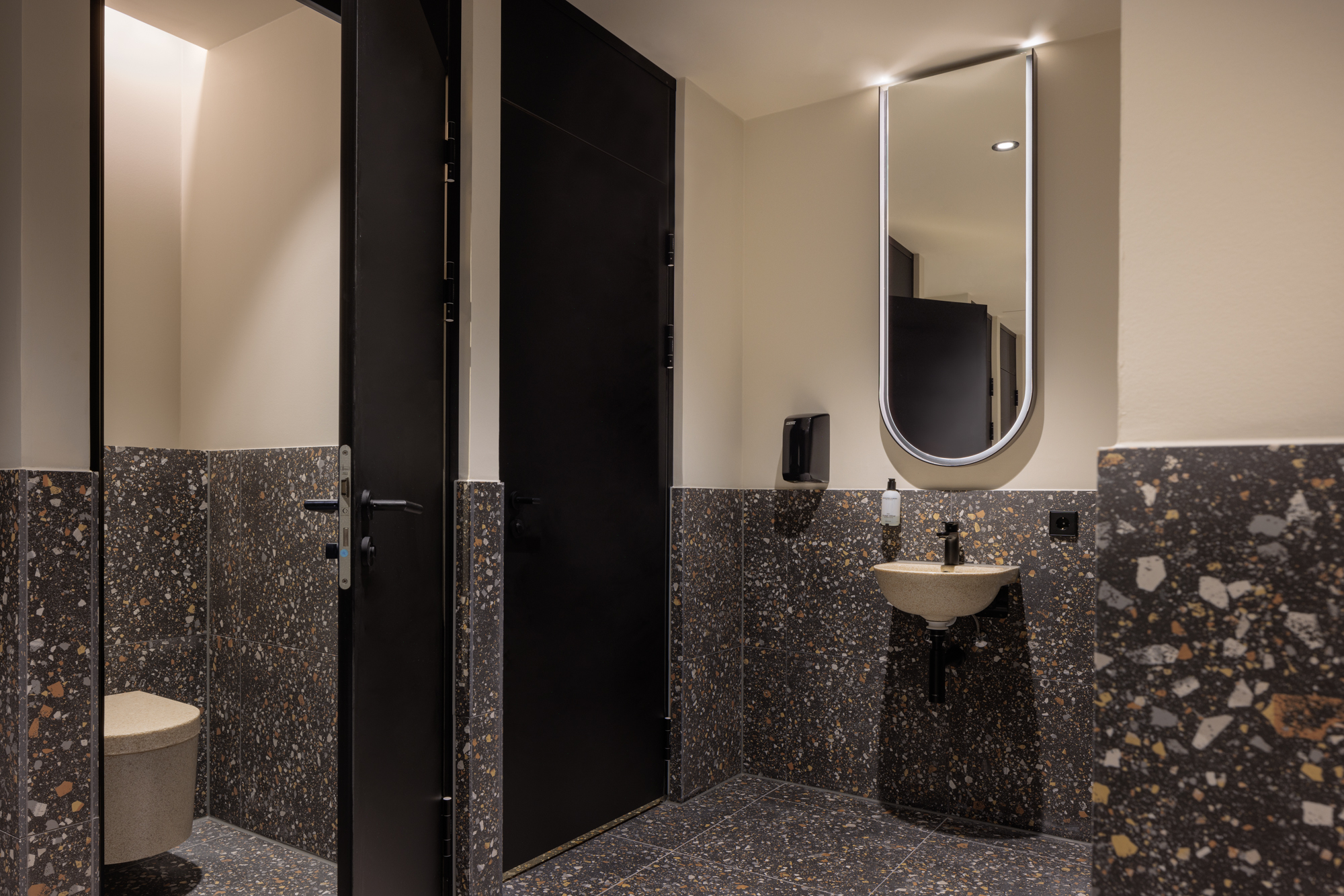 the pod shared bathroom