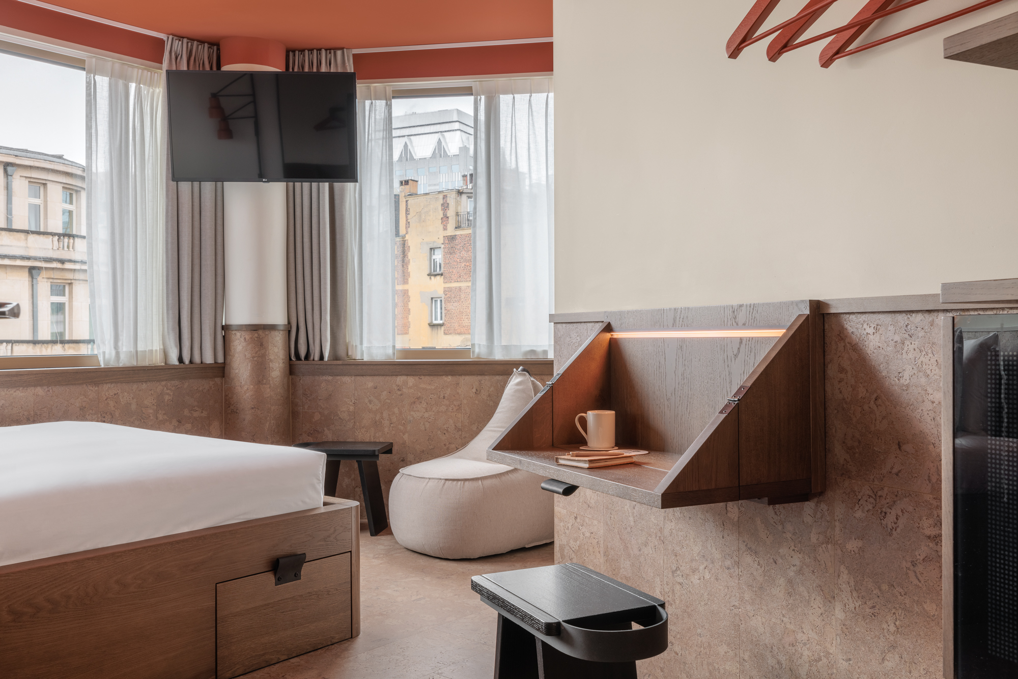 the corner room the usual brussels